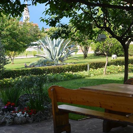 Tar-Vabriga Studio Apartment Marinero מראה חיצוני תמונה